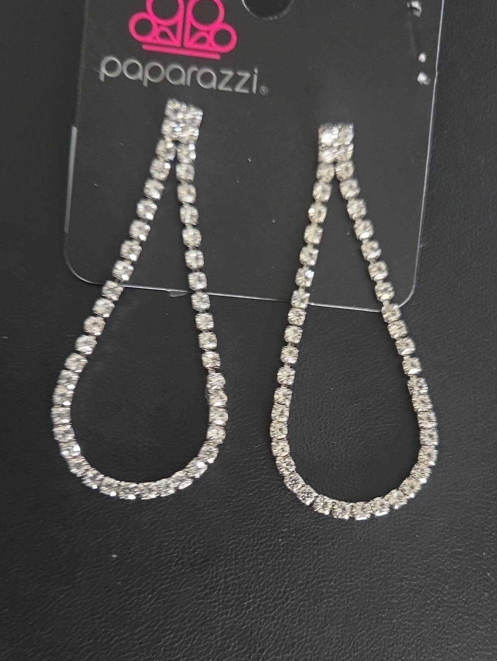 Paparazzi Diamond Drops White Earrings NWT